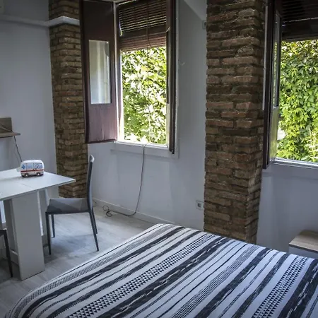 Loft Petit * غرناطة